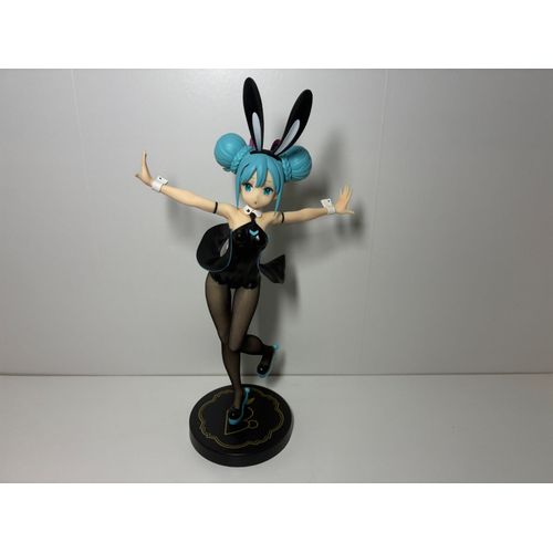 Vocaloid Hatsune Miku Bicute Bunnies Black Ver. Figurine