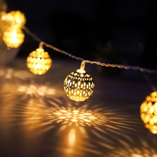 Kal-Guirlande Lumineuse Globe Led, Lampes Marocaines Avec Prise, 20 Boules En Métal Doré Avec Motif, Pour Mariage, Vacances, Noël, Intérieur, Extérieur, Multifonctions Avec Minuterie, 3 Mètres, Exten