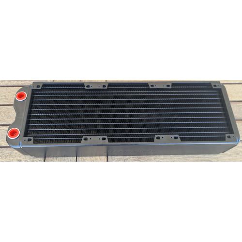 Thermaltake Pacific RL360 Radiator