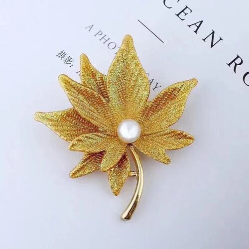Corsage De Tempérament En Feuille D'érable (Jaune Doré)