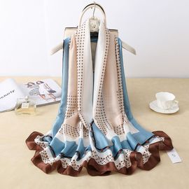 Douceur, Confort Et Chaleur Pour Cette écharpe 100% Fabriquée à Lyon