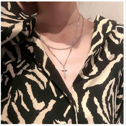 Kal-Boho Collier Croix En Couches Ras Du Cou Or Croix Pendentif Collier Vintage Multi Couche Collier Maigre Chaîne Torsadée Collier Bijoux Pour Femmes Et Filles Cadeau Religieux Pour Elle