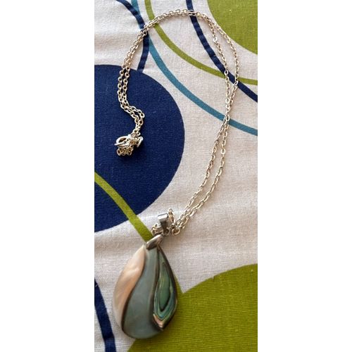 Collier Et Pendentif