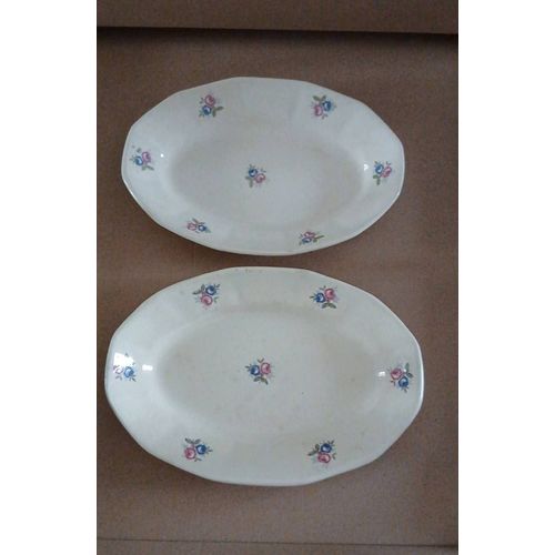 2 Plats De Service 21 Cm X 12.5 Cm - Digoin