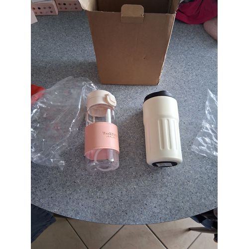Lot De 2 Gourdes Isotherme Blanc Et Rose Neuf