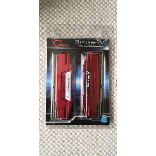 RAM 16GB DDR4-2400 16 Go 2 x 8 Go