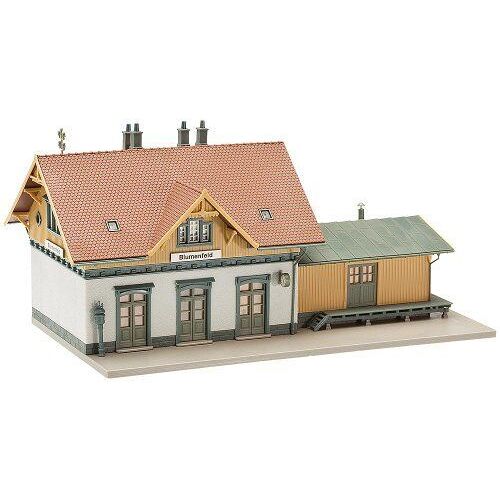 Modélisme Ferroviaire Ho - Petite Gare De Blumenfeld-Faller