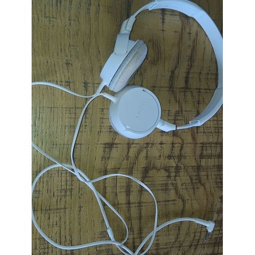 casque filaire Sony blanc