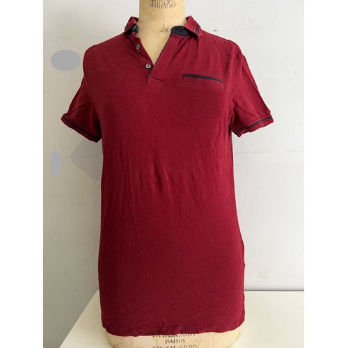 Polo Devred Homme  Taille : S Marque : Devred Couleur : Rouge Largeur : 46 Cm, Hauteur 63 Cm, Très Bon État Général,  Matière : 100% Coton,