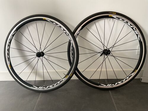 Vends Paire De Roues De Vélo De Route Mavic Cosmic Ust