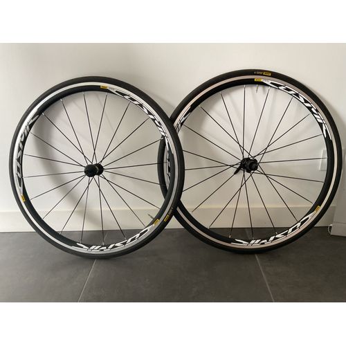 Vends Paire De Roues De Vélo De Route Mavic Cosmic Ust