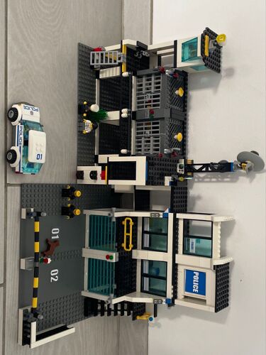 LEGO police 7744 et 60047