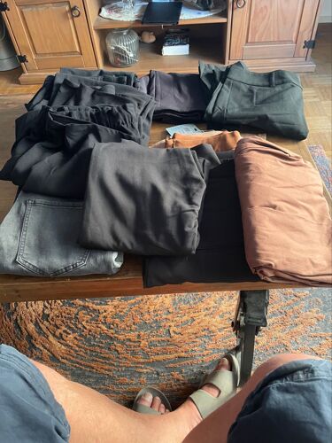 Lot De 13 Pantalons Neuf