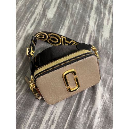 Sac Marc Jacobs Snapshot femme quasi neuf avec facture – sac à bandoulière cuir authentique, crossbody tendance, élégant, original, idéal ville ou soirée épaule tendance luxe, authentique