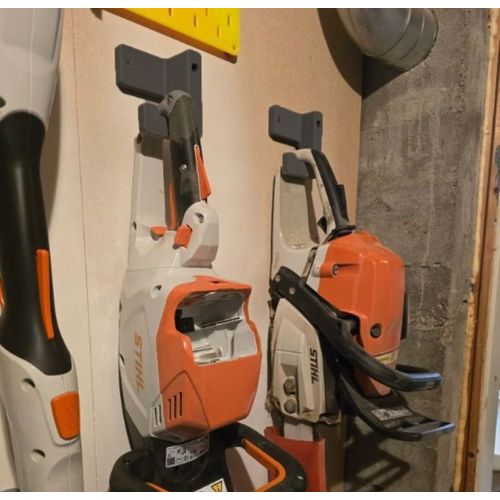 Lot de 2 supports pour tronçonneuse STIHL