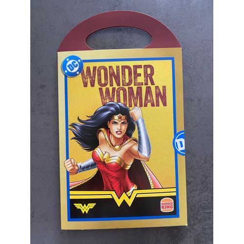 Set avec figurine Wonder Woman Burger King