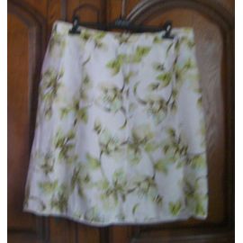 Jupe Fleurie Marque C&A (Canda). Taille 50.