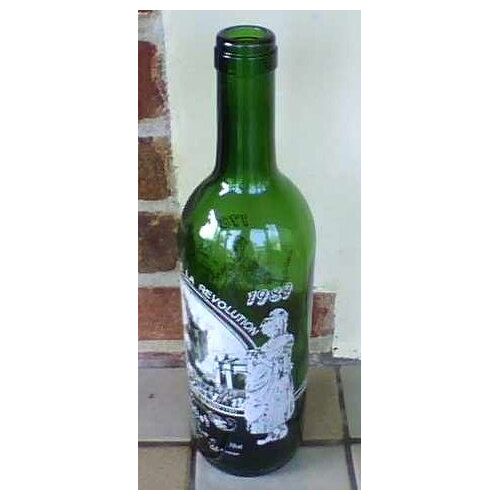 Bouteille Commémorative Bi Centenaire De La Révolution ¿ Illustrations Bastille & Sans Culotte ¿ Vide ,75cl ,Bordeaux