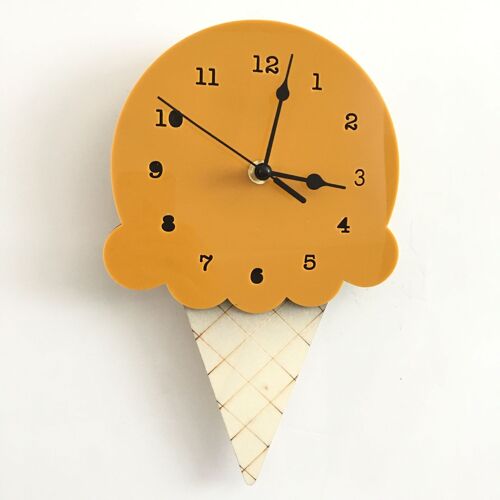 Horloge murale silencieuse en forme de crème glacée pour chambre d'enfant, jaune