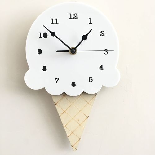 Horloge murale ""le Silence de la Crème glacée"" pour la chambre des enfants, blanc