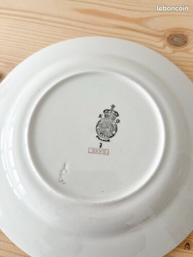 6 Assiettes Creuses En Porcelaine De Lunéville , Estampillées Modèle Saxe.