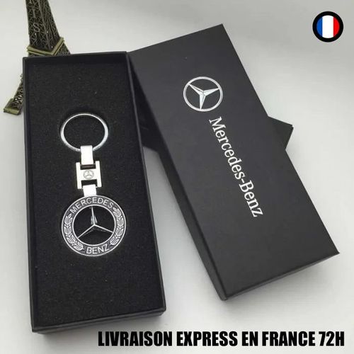 Un Joli Porte-Clés Pour Mercedes