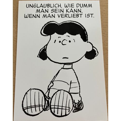 Peanuts - Snoopy - Lucy - Taille : 10x15cm - Carte Postale