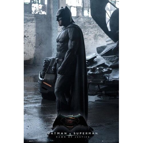 Batman Vs Superman - Batman / Garage Taille : 61x91,5cm - Affiche - Envoie Roulé