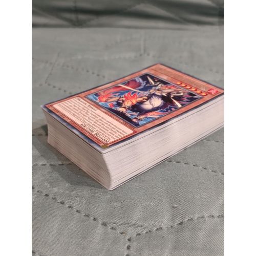 Lot De 70 Cartes Yu-Gi-Oh - Édition Jush Les Chasseurs De Justice