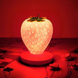 Veilleuse À La Fraise,Mignon Silicone Fraise Lampe Pépinière Led Mignon Enfants Veilleuse