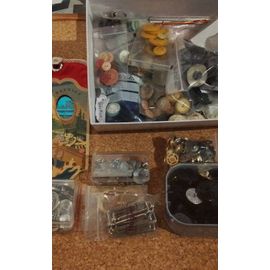 Gros Lot De Nécessaire De Coutures