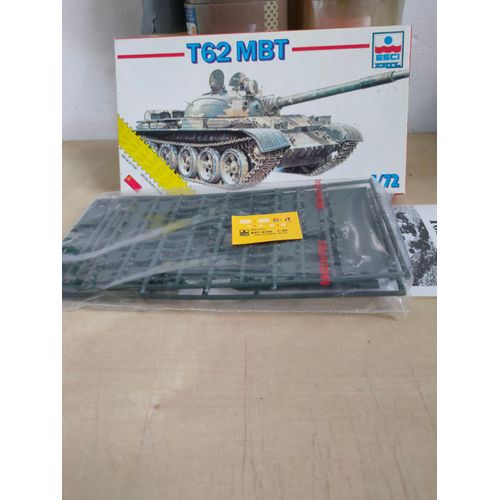 Maquette Char Esci 1/72 : T62 Mbt-Esci