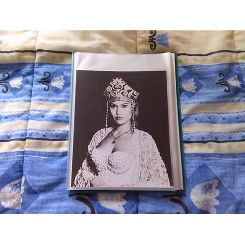 Photo Tia Carrere (Sydney Fox)