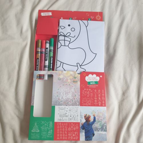 Lot De Dessin Pour Les Vitres, Thème Noël, Neuf, 6 Posters Et 4 Feutres Craies