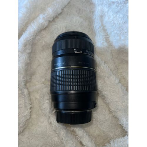 Objectif Tamron AF 70-300mm f/4-5.6 Di LD Macro pour NIKON AF 70-300 mm f/4-5.6