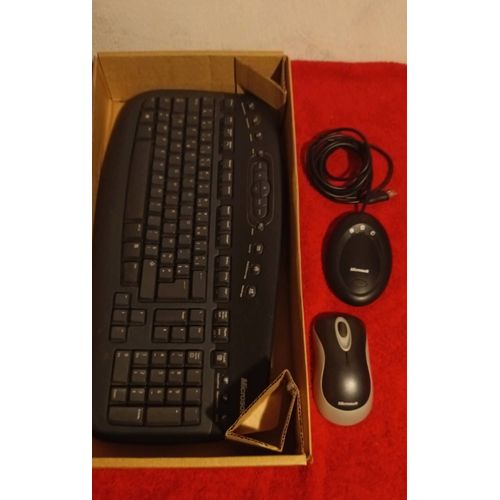 Clavier souris sans fil AZERTY Microsoft wireless optical Desktop 1000