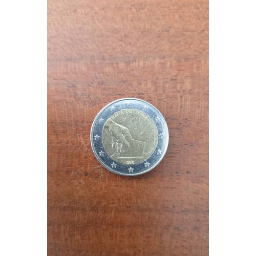 Pièce De 2€ Rare En Très Bon État