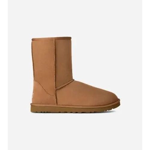 Ugg Classic Short Pour Homme | Bottes Chaudes En Peau De Mouton Sur Ugg.Com In Brown, Taille 52, Double Face