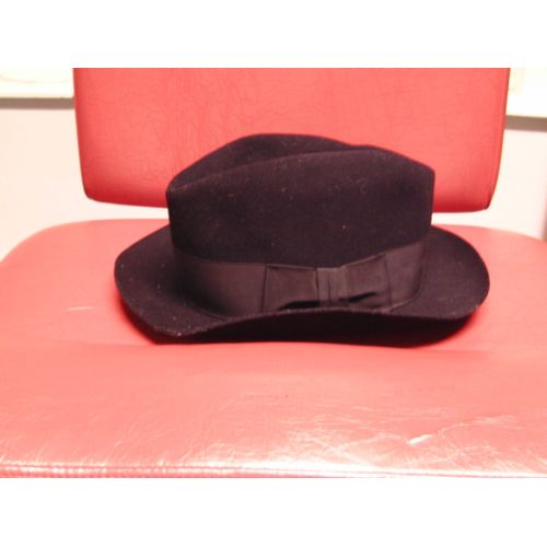 Chapeau Coupé Court Du Borsalino (Type Borsalino)