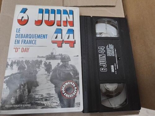 Cassette Vidéo Vhs - 6 Juin 44 - Le Débarquement En France