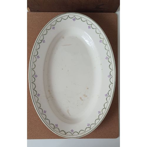 Plat Ovale "Longwy" Modèle Violetta  100ans