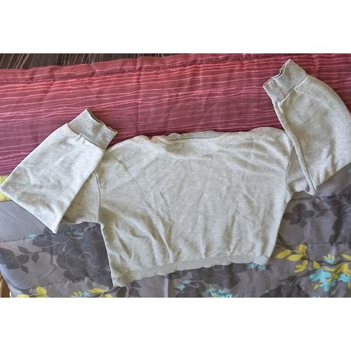Pull Gris Clair S (Taille Grand ) Neuf