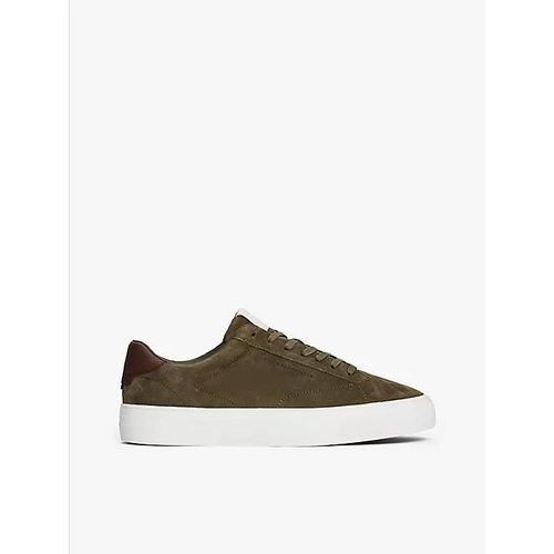 Baskets En Daim Semelle Cuvette