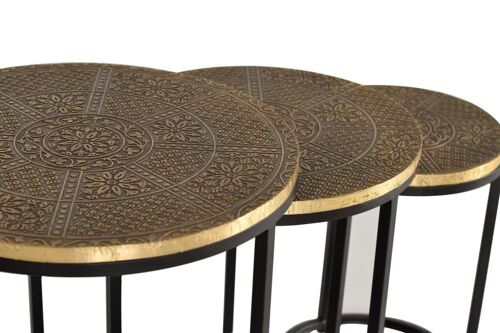 Set de 3 tables plateau bronze et piètement métal