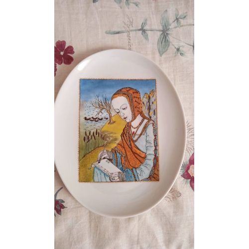 Portrait Médiéval Peint Sur Porcelaine