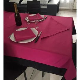 Nappe Ronde - 7543 - 180 Cm - Noir / Fuschia - 100% Polyester - Lavable À 40°C