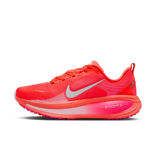 Chaussures De Running Sur Route Nike Vomero 18 Pour Rouge