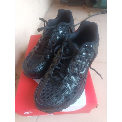 Baskets Noires Nike P 6000 Taille 38