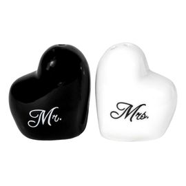 Intirilife Salière Et Poivrière En Noir Et Blanc En Forme De C¿Ur Avec Inscription Mr. & Mrs. - 5 X 3.5 X 5.5 Cm - Cadeau, Déco, Sel Et Poivre, Duo De Moulins