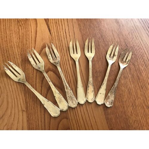 Lot 7 Anciennes Fourchettes À Dessert Métal Doré